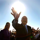 Image for article titled John McCain Now Throwing More Than Dirty Looks At Obama